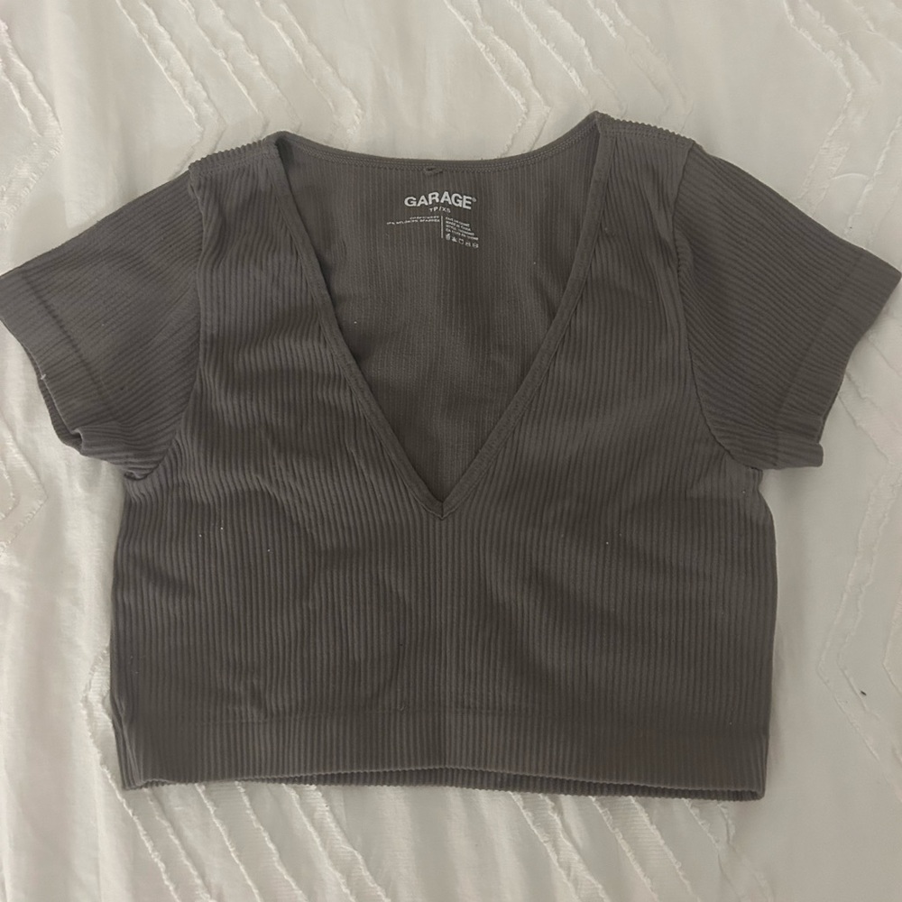 Garage Women's V-Neck Ribbed Crop Tops - Cream, Gray, Dark Grey - Picture 5 of 8